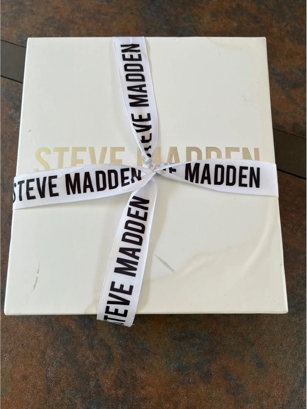 Steve Madden Women's Hat and Scarf Set Black One Size